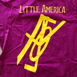 T-Shirt REM Little America Concert Rock Tour - Noir - Toutes Tailles (S à 3XL) - 100% Coton